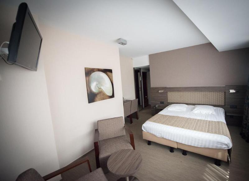 C-Hotels Burlington Oostende Bagian luar foto